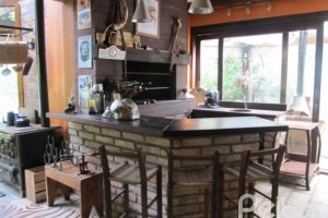 Casa à venda com 600m², 7 dormitórios, 3 suítes, 3 vagas, no bairro Espírito Santo em Porto Alegre