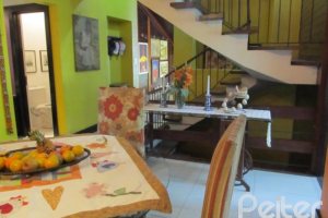 Casa à venda com 600m², 7 dormitórios, 3 suítes, 3 vagas, no bairro Espírito Santo em Porto Alegre