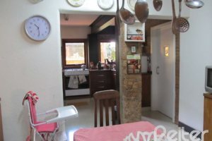 Casa à venda com 600m², 7 dormitórios, 3 suítes, 3 vagas, no bairro Espírito Santo em Porto Alegre