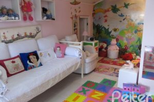 Casa à venda com 600m², 7 dormitórios, 3 suítes, 3 vagas, no bairro Espírito Santo em Porto Alegre