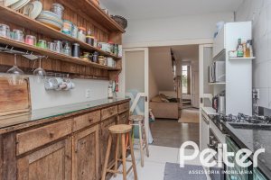 Casa em Condomínio à venda com 131m², 3 dormitórios, 2 suítes, 2 vagas, no bairro Tristeza em Porto Alegre