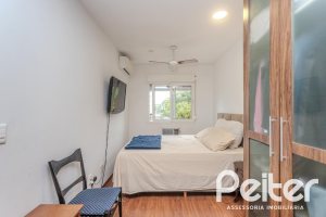 Casa em Condomínio à venda com 131m², 3 dormitórios, 2 suítes, 2 vagas, no bairro Tristeza em Porto Alegre