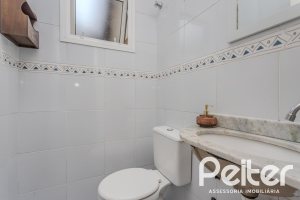 Casa em Condomínio à venda com 131m², 3 dormitórios, 2 suítes, 2 vagas, no bairro Tristeza em Porto Alegre