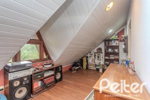 Casa em Condomínio à venda com 131m², 3 dormitórios, 2 suítes, 2 vagas, no bairro Tristeza em Porto Alegre