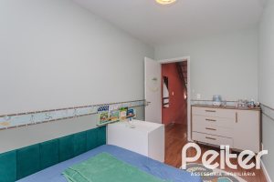 Casa em Condomínio à venda com 131m², 3 dormitórios, 2 suítes, 2 vagas, no bairro Tristeza em Porto Alegre