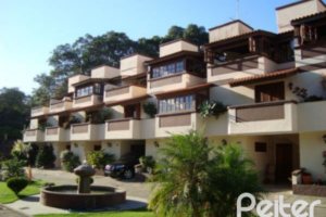 Casa em Condomínio à venda com 139m², 3 dormitórios, 1 suíte, 3 vagas, no bairro Tristeza em PORTO ALEGRE