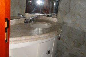 Casa em Condomínio à venda com 139m², 3 dormitórios, 1 suíte, 3 vagas, no bairro Tristeza em PORTO ALEGRE