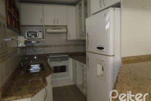 Casa em Condomínio à venda com 139m², 3 dormitórios, 1 suíte, 3 vagas, no bairro Tristeza em PORTO ALEGRE