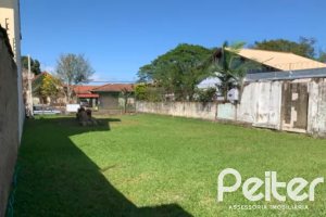 Terreno à venda com 330m², no bairro Cavalhada em Porto Alegre