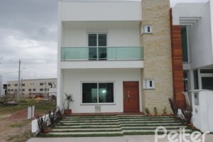 Casa em Condomínio à venda com 164m², 3 dormitórios, 1 suíte, 2 vagas, no bairro Hípica em PORTO ALEGRE