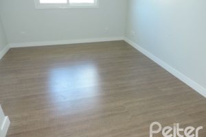 Casa em Condomínio à venda com 164m², 3 dormitórios, 1 suíte, 2 vagas, no bairro Hípica em PORTO ALEGRE