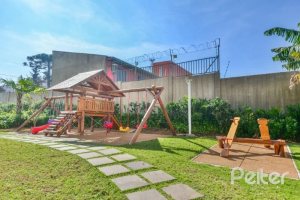 Casa em Condomínio à venda com 450m², 6 dormitórios, 4 suítes, 2 vagas, no bairro Terra Ville em Porto Alegre