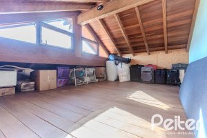 Casa em Condomínio à venda com 450m², 6 dormitórios, 4 suítes, 2 vagas, no bairro Terra Ville em PORTO ALEGRE