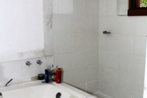 Casa em Condomínio à venda com 450m², 6 dormitórios, 4 suítes, 2 vagas, no bairro Terra Ville em Porto Alegre