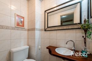 Casa em Condomínio à venda com 159m², 3 dormitórios, 1 suíte, 2 vagas, no bairro Tristeza em Porto Alegre