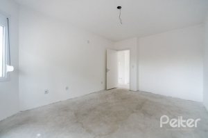 Casa em Condomínio à venda com 227m², 3 dormitórios, 1 suíte, 2 vagas, no bairro Tristeza em Porto Alegre