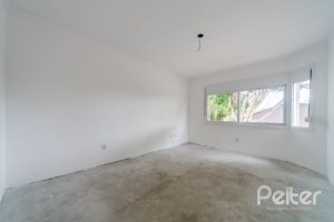 Casa em Condomínio à venda com 227m², 3 dormitórios, 1 suíte, 2 vagas, no bairro Tristeza em Porto Alegre