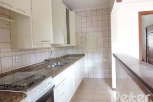 Casa em Condomínio à venda com 145m², 3 dormitórios, 1 suíte, 1 vaga, no bairro Jardim Isabel em Porto Alegre
