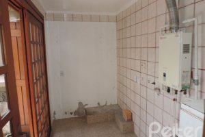 Casa em Condomínio à venda com 145m², 3 dormitórios, 1 suíte, 1 vaga, no bairro Jardim Isabel em Porto Alegre
