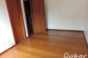 Casa em Condomínio à venda com 145m², 3 dormitórios, 1 suíte, 1 vaga, no bairro Jardim Isabel em Porto Alegre