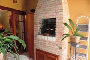 Casa em Condomínio à venda com 194m², 3 dormitórios, 1 suíte, 2 vagas, no bairro Vila Assunção em Porto Alegre