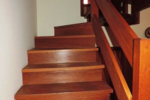 Casa em Condomínio à venda com 194m², 3 dormitórios, 1 suíte, 2 vagas, no bairro Vila Assunção em Porto Alegre