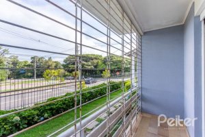 Apartamento à venda com 165m², 3 dormitórios, 1 suíte, 2 vagas, no bairro Ipanema em Porto Alegre