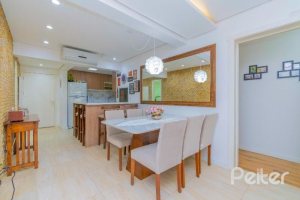 Apartamento à venda com 102m², 3 dormitórios, 1 suíte, 2 vagas, no bairro Tristeza em PORTO ALEGRE
