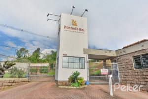 Casa em Condomínio à venda com 346m², 3 dormitórios, 1 suíte, 3 vagas, no bairro Ipanema em PORTO ALEGRE