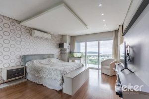 Casa em Condomínio à venda com 346m², 3 dormitórios, 1 suíte, 3 vagas, no bairro Ipanema em PORTO ALEGRE