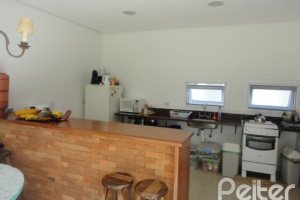 Casa em Condomínio à venda com 209m², 4 dormitórios, 2 suítes, 3 vagas, no bairro Hipica em PORTO ALEGRE