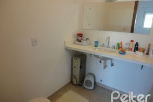 Casa em Condomínio à venda com 209m², 4 dormitórios, 2 suítes, 3 vagas, no bairro Hipica em PORTO ALEGRE