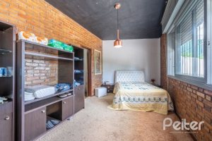 Casa à venda com 347m², 3 dormitórios, 3 suítes, 3 vagas, no bairro Sétimo Céu em Porto Alegre