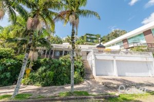 Casa à venda com 347m², 3 dormitórios, 3 suítes, 3 vagas, no bairro Sétimo Céu em Porto Alegre