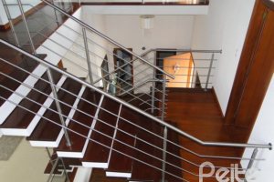 Casa à venda com 355m², 4 dormitórios, 4 suítes, 4 vagas, no bairro Vila Assunção em Porto Alegre