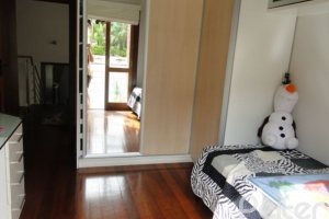 Casa à venda com 355m², 4 dormitórios, 4 suítes, 4 vagas, no bairro Vila Assunção em Porto Alegre
