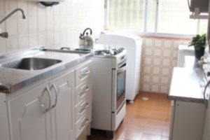 Apartamento à venda com 82m², 2 dormitórios, 1 vaga, no bairro Cristal em Porto Alegre