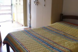 Apartamento à venda com 82m², 2 dormitórios, 1 vaga, no bairro Cristal em Porto Alegre