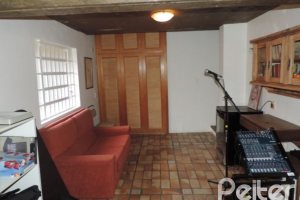 Casa em Condomínio à venda com 270m², 3 dormitórios, 1 suíte, 2 vagas, no bairro Tristeza em Porto Alegre