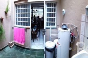 Casa em Condomínio à venda com 270m², 3 dormitórios, 1 suíte, 2 vagas, no bairro Tristeza em Porto Alegre