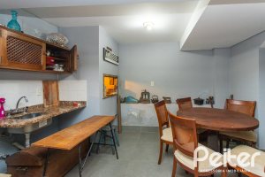 Casa em Condomínio à venda com 174m², 3 dormitórios, 1 suíte, 3 vagas, no bairro Tristeza em Porto Alegre