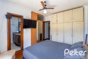 Casa em Condomínio à venda com 174m², 3 dormitórios, 1 suíte, 3 vagas, no bairro Tristeza em Porto Alegre