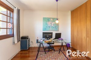 Casa em Condomínio à venda com 174m², 3 dormitórios, 1 suíte, 3 vagas, no bairro Tristeza em Porto Alegre