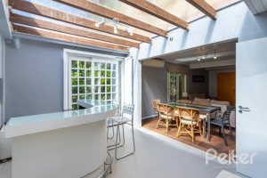 Casa em Condomínio à venda com 162m², 3 dormitórios, 1 suíte, 3 vagas, no bairro Tristeza em PORTO ALEGRE