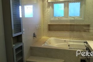 Casa em Condomínio à venda com 384m², 3 dormitórios, 1 suíte, 4 vagas, no bairro Cristal em PORTO ALEGRE