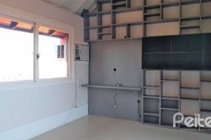 Casa em Condomínio à venda com 384m², 3 dormitórios, 1 suíte, 4 vagas, no bairro Cristal em PORTO ALEGRE