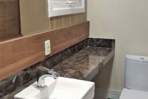 Casa em Condomínio à venda com 384m², 3 dormitórios, 1 suíte, 4 vagas, no bairro Cristal em PORTO ALEGRE