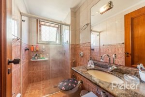 Cobertura à venda com 228m², 4 dormitórios, 2 suítes, 2 vagas, no bairro Tristeza em PORTO ALEGRE