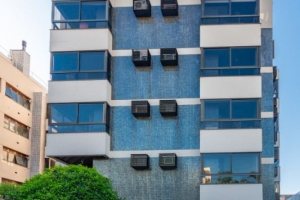 Cobertura à venda com 228m², 4 dormitórios, 2 suítes, 2 vagas, no bairro Tristeza em PORTO ALEGRE