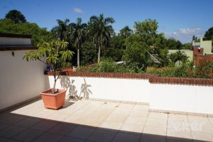 Casa em Condomínio à venda com 230m², 3 dormitórios, 1 suíte, 2 vagas, no bairro Jardim Isabel em Porto Alegre